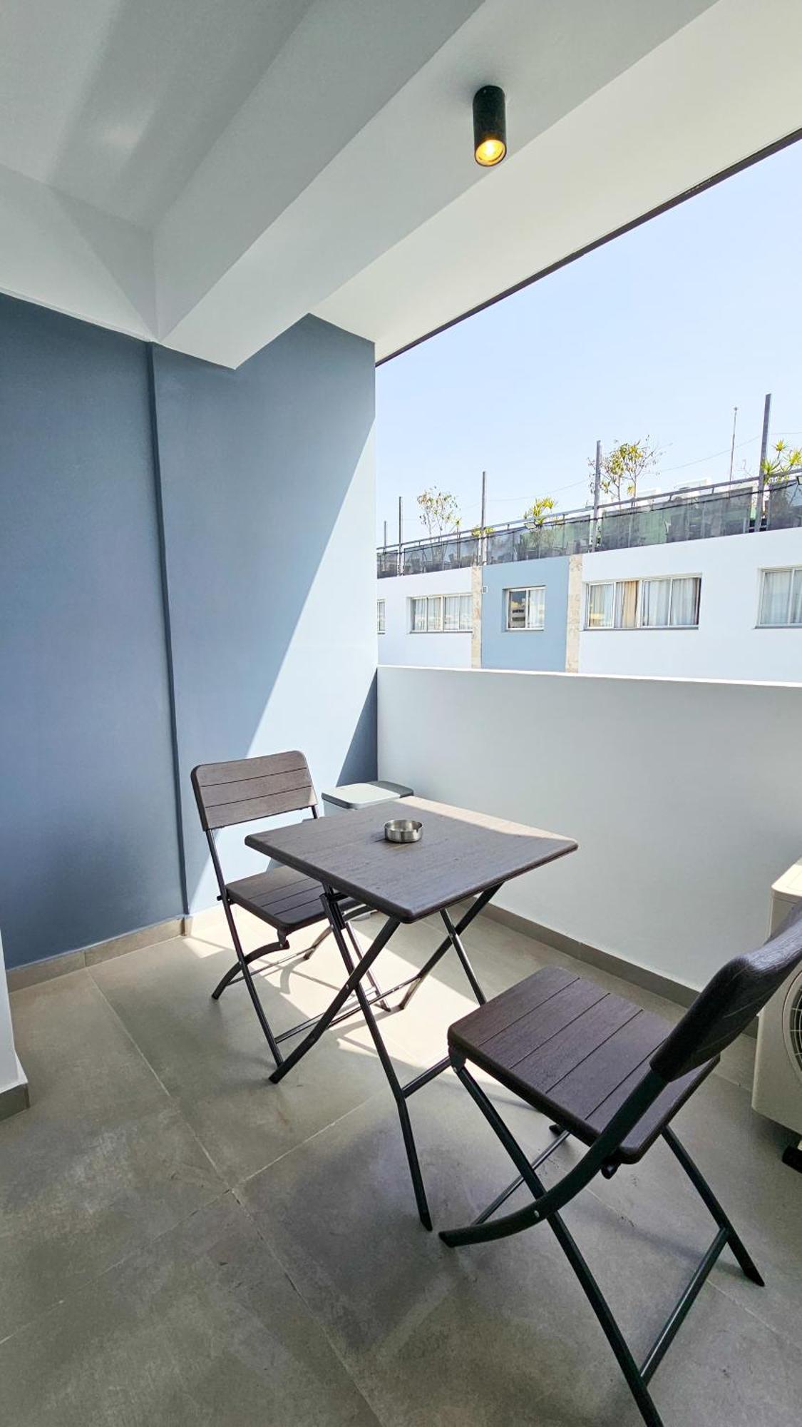 Sealife Citycenter Residences Larnaca Exteriör bild