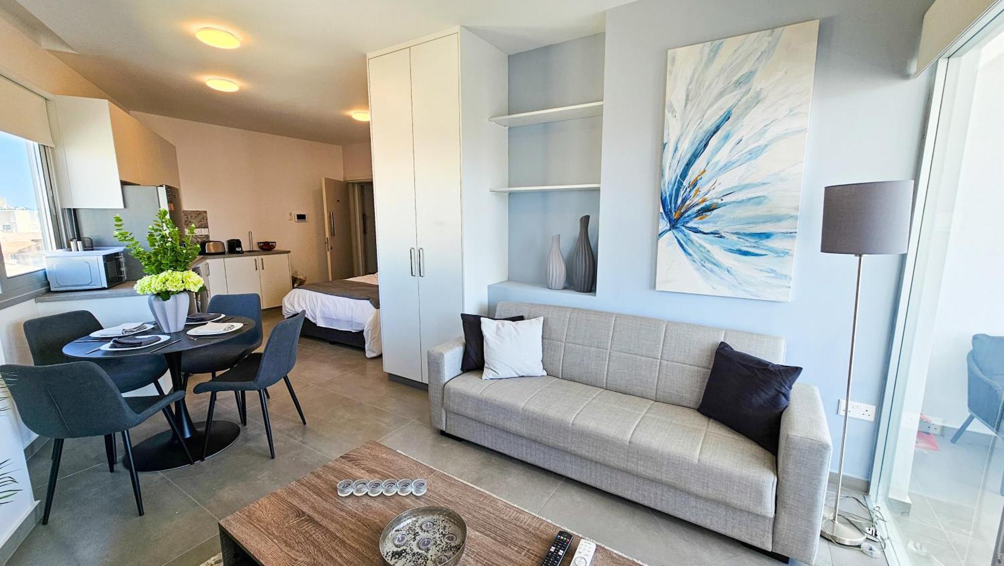 Sealife Citycenter Residences Larnaca Exteriör bild