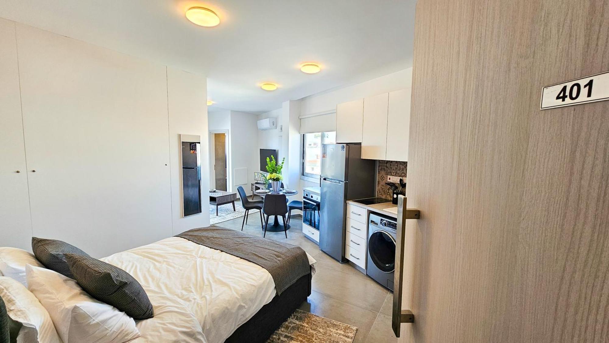 Sealife Citycenter Residences Larnaca Exteriör bild
